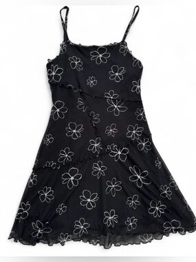 Wild Fable Black Floral Mesh Mini Dress M Daisy Lettuce Hem Y2K